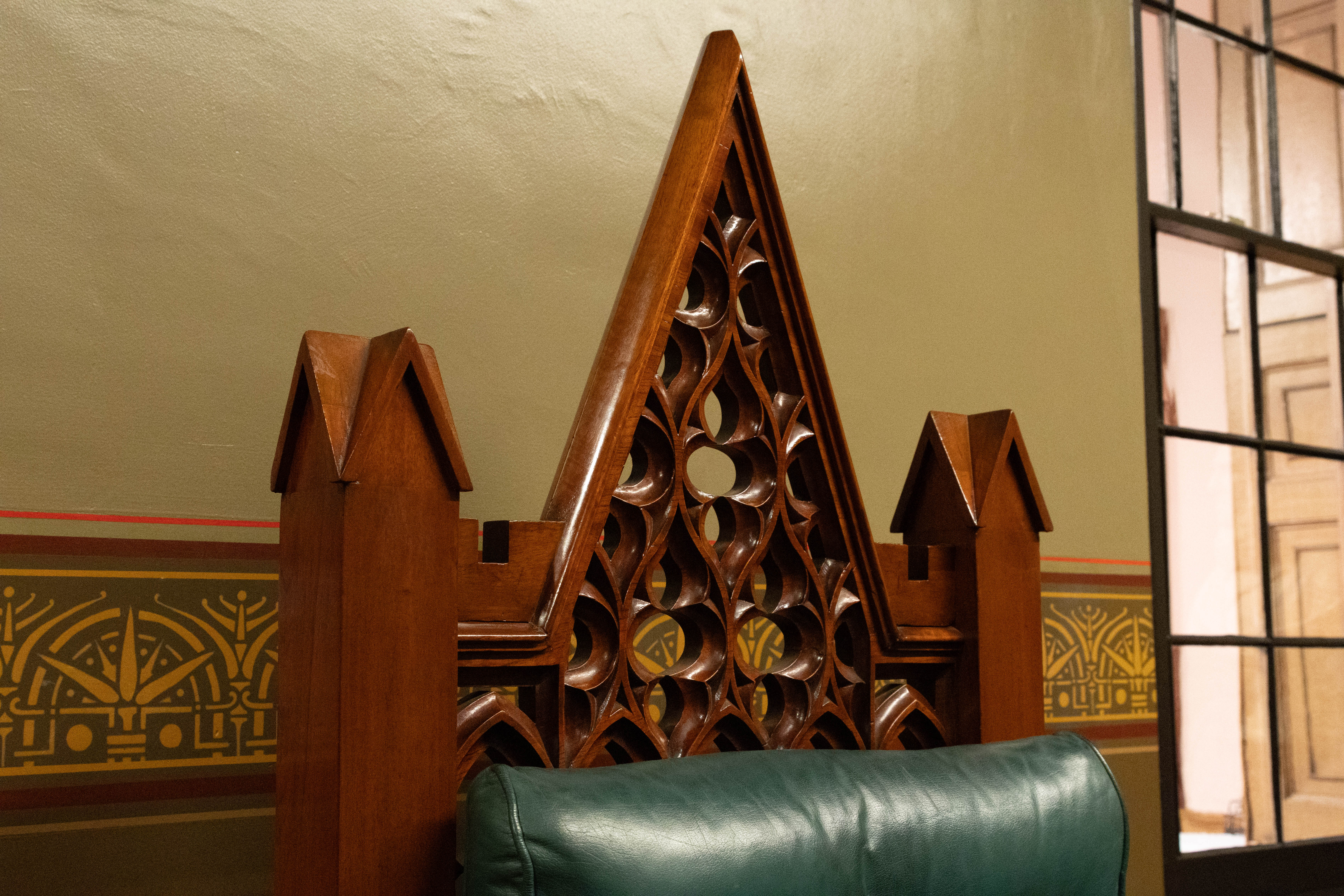speakers-chair-004A0116.jpg