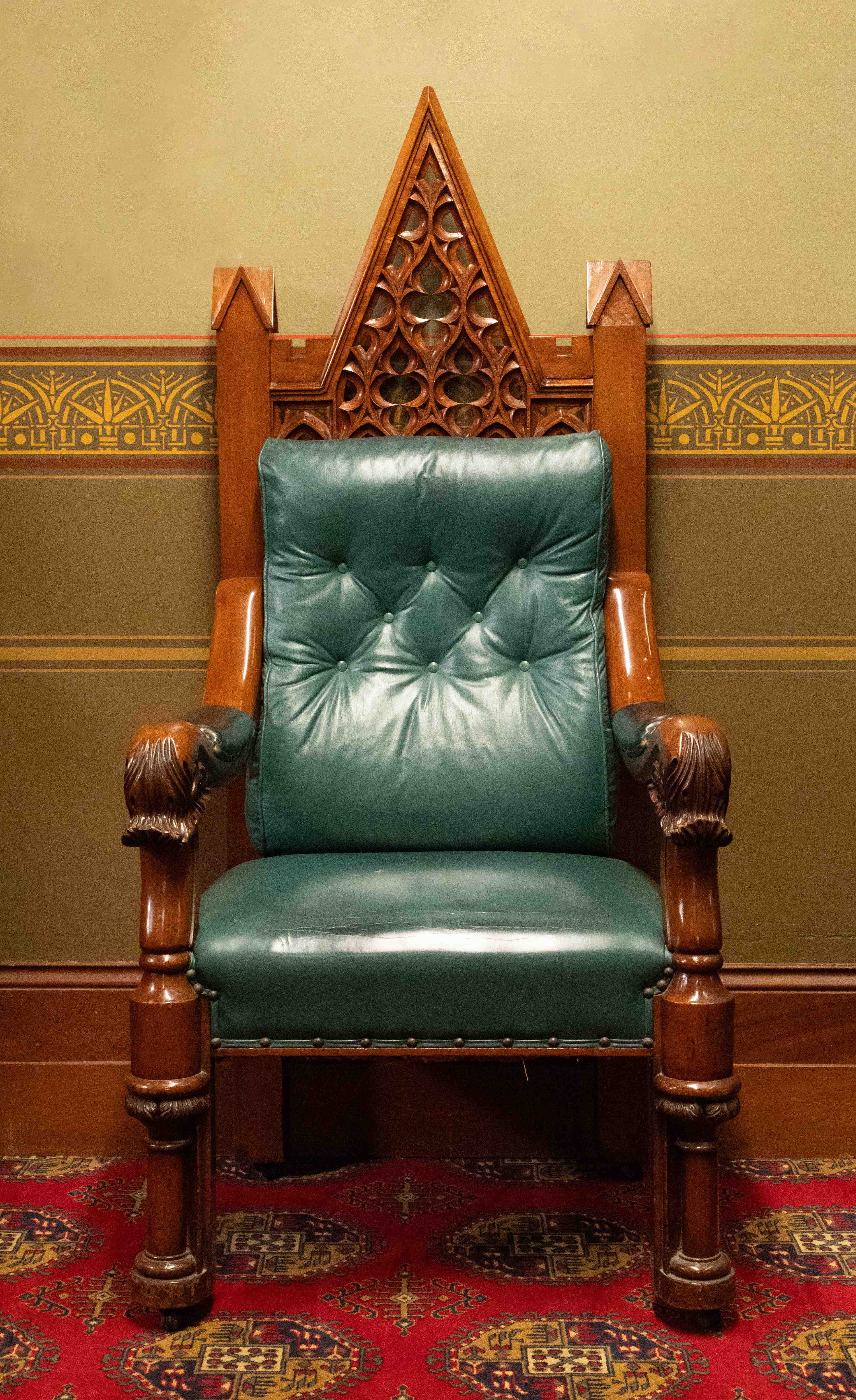 speakers-chair.jpg