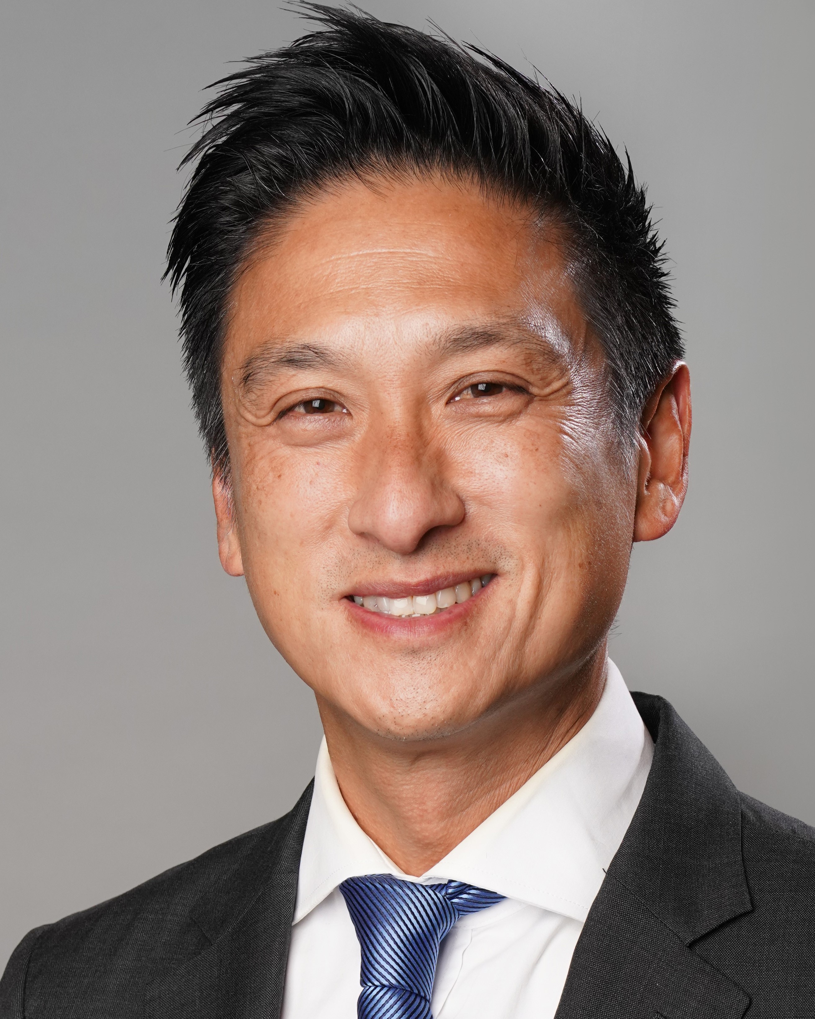 Li Jason - Cropped.jpg
